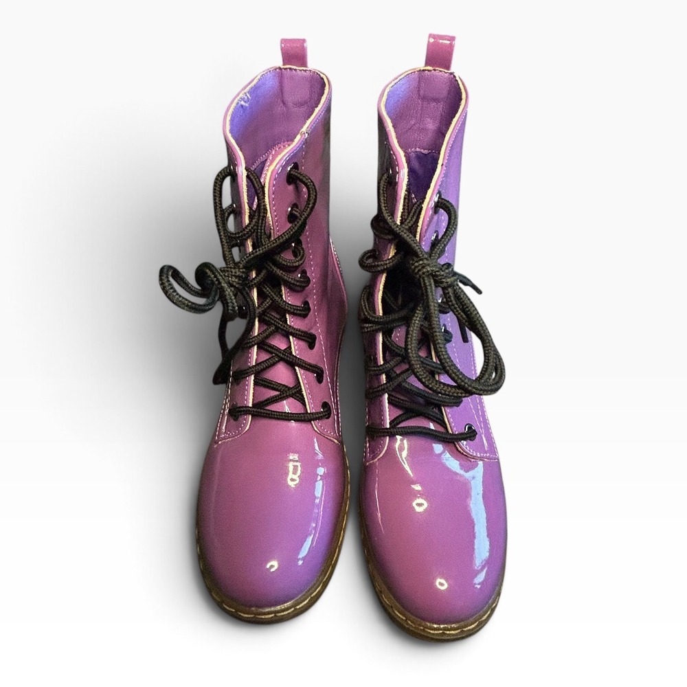 Purple Patent Combat Boots Womens Size 7 Lace Up Lug Sole Glossy Ankle Boots